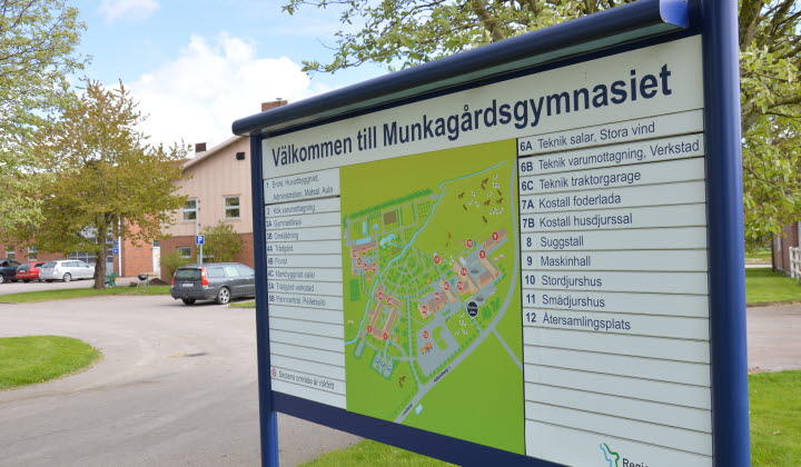 Skylt Munkagårdsgymnasiet Halland