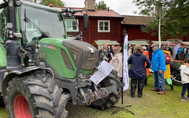 Wadköping Matmarknad - traktor i LRFs monter