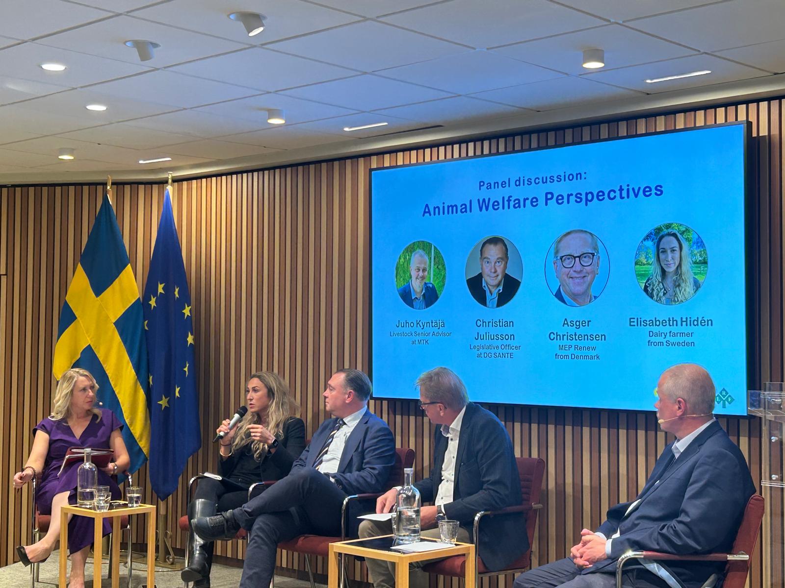 Elisabeth Hidén i panelsamtal om djurvälfärd.